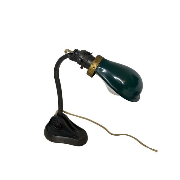Vintage Desk Lamp With Original Green Enameled Hubbell Shade - Picture 3 of 9